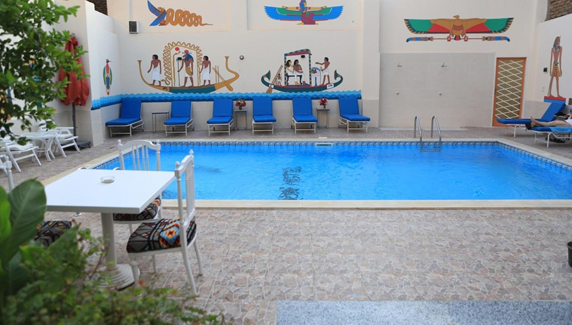 Amon Hotel Luxor Exterior foto
