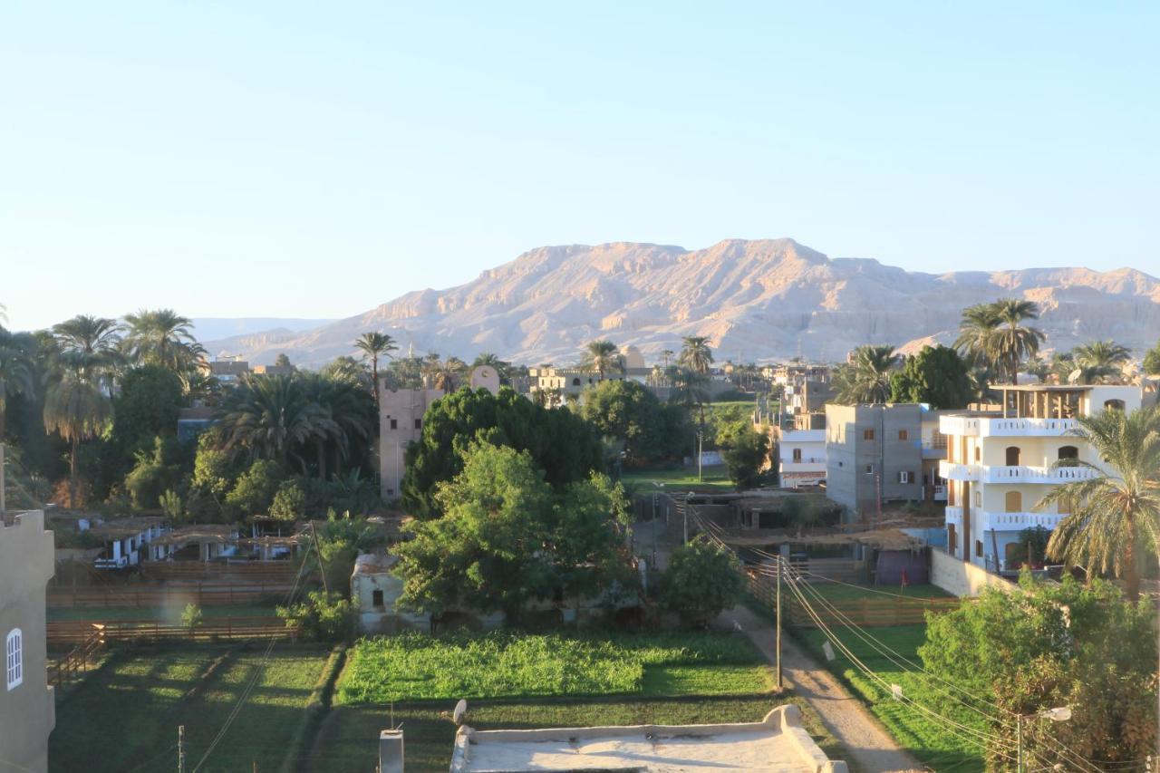 Amon Hotel Luxor Exterior foto